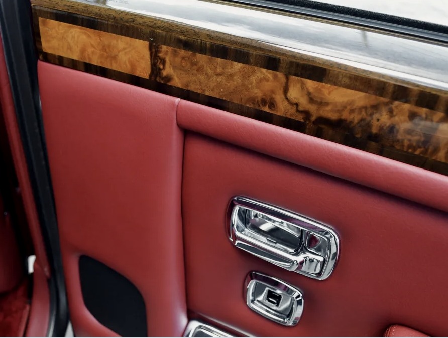 Burl walnut trim